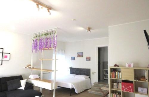 Quartiere XXIX Ponte Mammolo Apartment | Rebibbia Guest Art Metro B