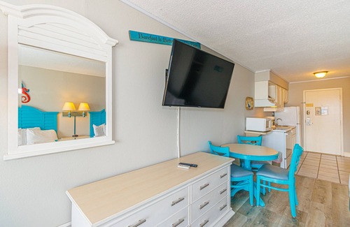 Myrtle Beach Condo | Recently Updated Ocean View Studio-SM 51405
