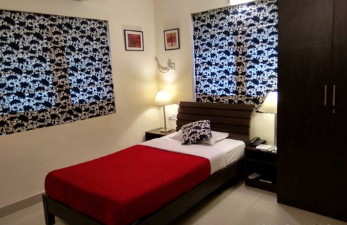 Bhowanipore Bed & Breakfast | Red Arrow Residency