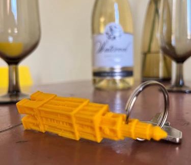 Eenrum Bed & Breakfast | Red Cat in Bed