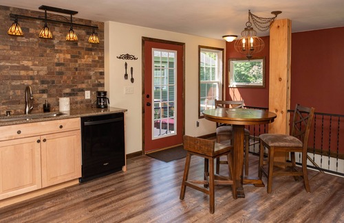 Cazenovia Bed & Breakfast | Red Fox Run B&B