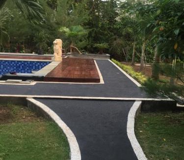 Sumberagung Villa | Red island villas