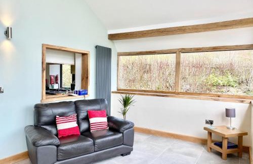 Tirabad House | Red Kite Cottage