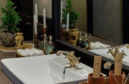 Morjim Hotel | Red Thread Morjim