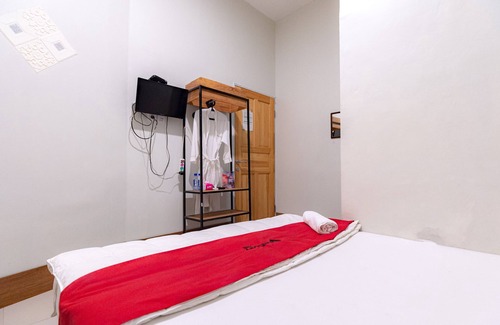 Kabil House | RedDoorz near Hang Nadim Batam Airport