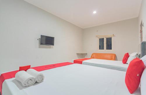 Balikpapan House | RedDoorz Plus at Bukit Cinta Street Balikpapan