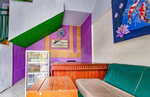 Jombang Hotel | RedDoorz Syariah near Stadion Merdeka Jombang