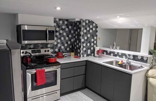 Pickering House | RedDore - 2 Bedroom Cozy Basement Suite