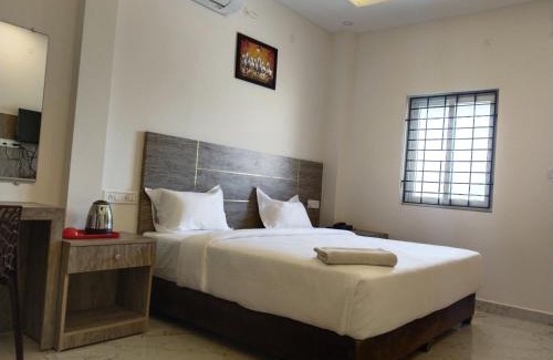 Nungambakkam Hotel | RedFox Hotel-T.Nagar