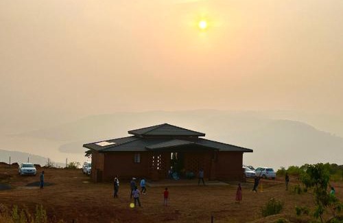 Koynanagar House | Redstone Villa By Koyna Stays