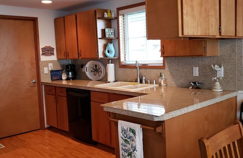 Allyn House | Reduced price! 5 Bedroom Waterfront Home - Kayaks - Come and Enjoy!