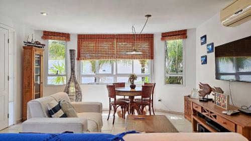 Bosque de Geriba House | Refúgio em Búzios: Piscina, Sauna e Conforto