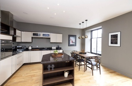 New Town Apartment | Refined Apartment nestled in New Town