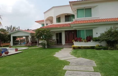 Lomas de Cocoyoc House | Refugio Tranquilo: large, pool already heated