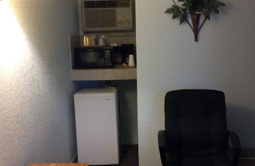 Comanche Hotel | Regency Inn Comanche