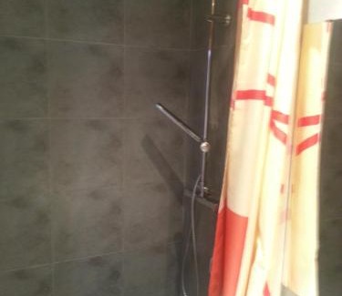 Placa dels Patins House | Regina Selfcheck-in Smart Rooms