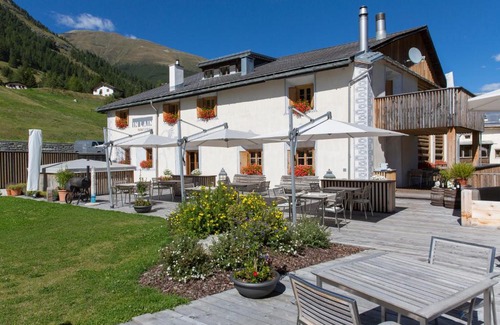Brail Hotel | Relais & Châteaux IN LAIN Hotel Cadonau