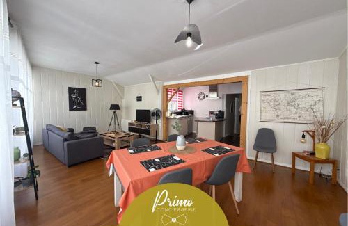 Thouars Apartment | Relais des Arts, très spacieux et lumineux centre ville thouars