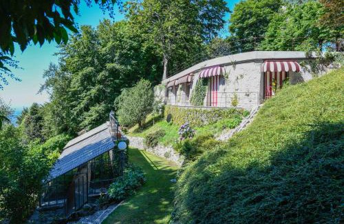 Brunate Bed & Breakfast | Relais Villino Rubini