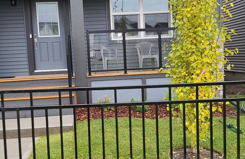 Airdrie House | Relax and Rejuvenate!