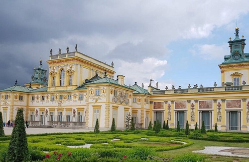 Saska Kepa House | Relax and Unwind! Comfortable unit to stay. Located in the heart Brazylijska