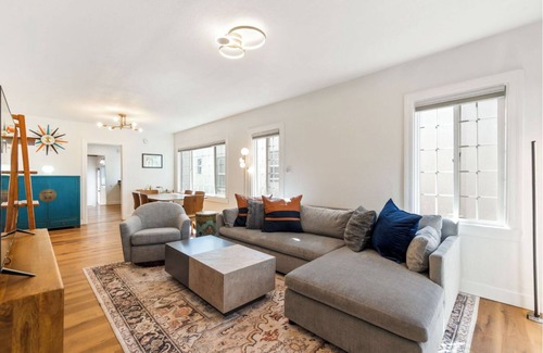 South Berkeley House | Relax by the bay! Two bedroom getaway in Berkeley San Francisco Bay - 13 min