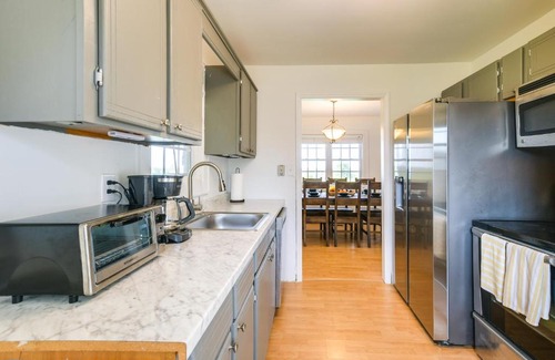 Mill Spring House | Relax Fireside! Home Less Than 1 Mi to Tryon International