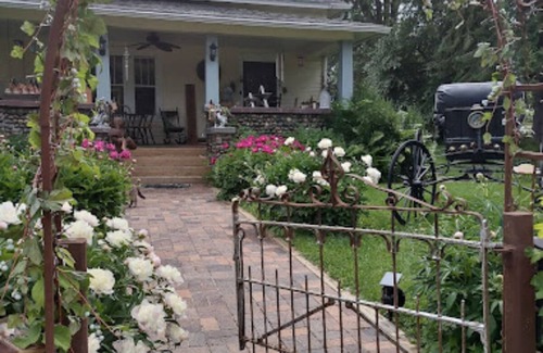 Birchwood Apartment | Relax in our French Quarters Room at The Cobblestone Bed & Breakfast