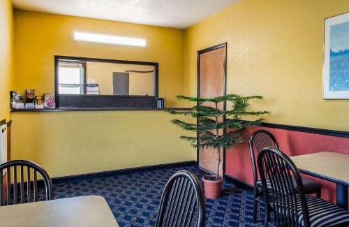 Lewisburg Hotel | Relax Inn