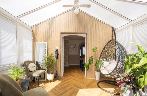 Ollerton House | Relaxing 3-Bedroom Retreat House Free Parking 8ppl