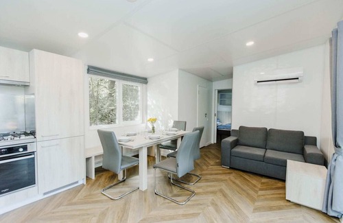 Turnhout Apartment | Relaxing Apartment with Jacuzzi