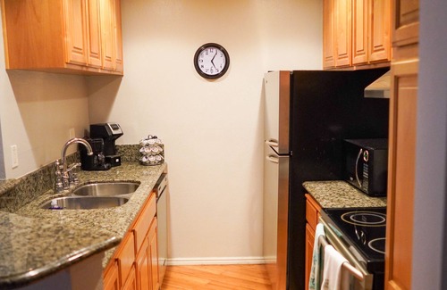 South Redondo Condo | Relaxing Ocean Front Condo