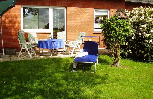Groß Holum House | Relaxing vacation & family fun - holiday home with garden, WiFi and much more!