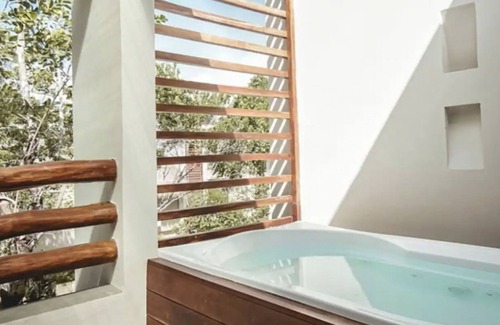 Playa Paraiso Villa | Relaxing Villa with Private Jacuzzi in Aldea Zama, Tulum