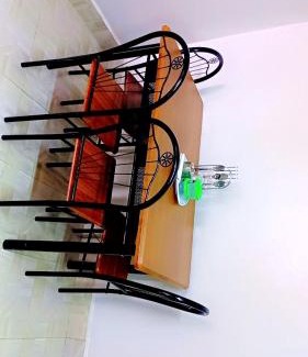 Meru Bed & Breakfast | Remboya apartments