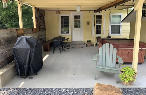 Hot Springs Cottage | Remodeled French Country Style Cottage Close to Hiking Trails and Hot Springs