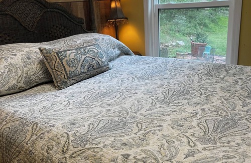 Clarkdale Other | Remodeled modular farmhouse in Acworth near LakePoint Sports complex - Emerson