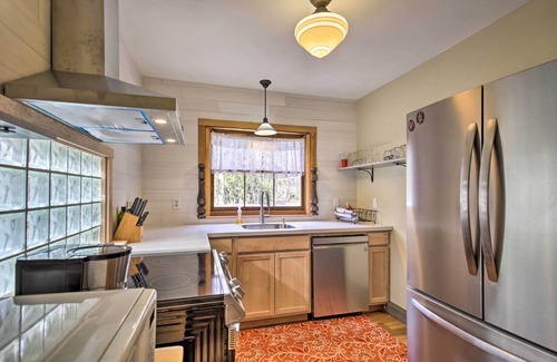 Idanha House | Remote Escape: Riverside Home w/Scenic Views