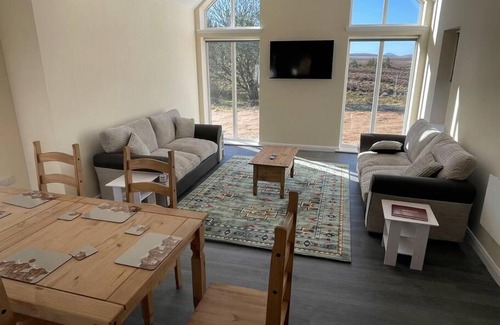 Halkirk House | Remote Wilderness - sleeps 4 to 6