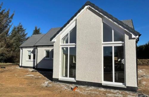 Halkirk House | Remote Wilderness - sleeps 4 to 6