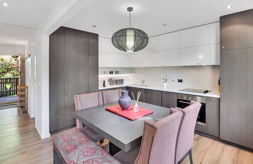 Sawmill Settlement House | Ren Basera - Minutes from the base of Mt Buller