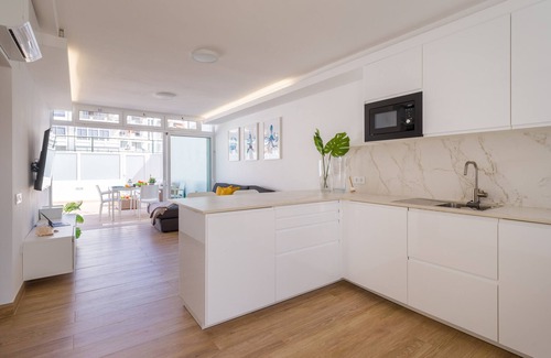 Maspalomas Ski Chalet | Renovated Mediterranean style Coast Paradise