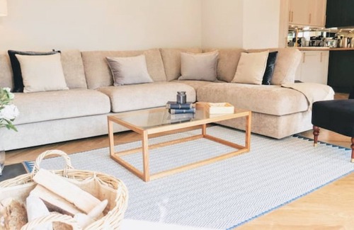 Cardross House | Renovated characterful coach house close to Loch Lomond and Helensburgh