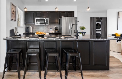 Kimberling City Condo | Renovated Condo w Cmty Access to Table Rock-Cmty Outdoor Pool-Lake View-Free Daily Tickets