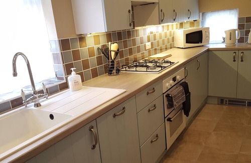 Sigglesthorne Cottage | Renovated cottage in village location with spectacular countryside views