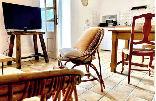 Taden Cottage | Renovated cottage near Dinan and Emerald Coast. nsleeps 4/2 large bedrooms