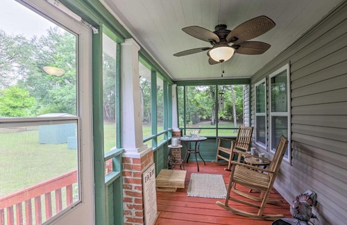 Quincy House | Renovated Home with Screened-In Patio on Hwy 90!