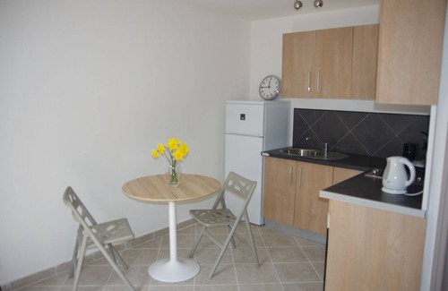 Aubenas Apartment | rent for holidays T2 new 2015 fully equipped in beautiful country views