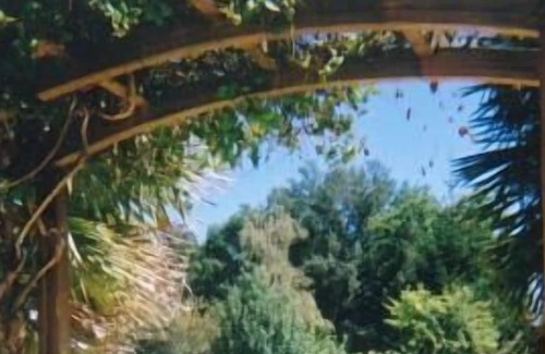 Bourdalat House | RENTAL HOUSE FOR HOLIDAYS FOR 8 PEOPLE 6 ADULTS 2 CHILDREN