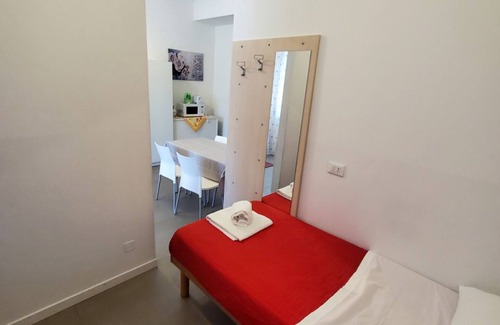 Stazione Apartment | Residence Bonomelli triple bedroom apt. no. 16